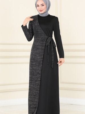 Siyah Sim Detaylı Elbise
