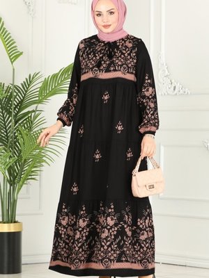 Siyah Yakası Bağcıklı Desenli Viskon Elbise