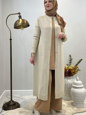 Manolya Taş Triko Hırka Manolya Taş Triko Hırka