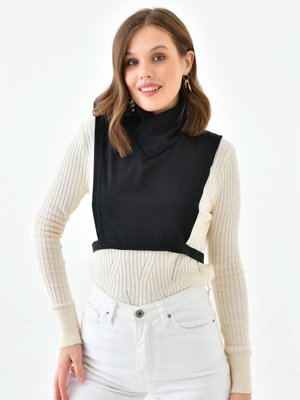 Siyah V Yaka Boyunluk