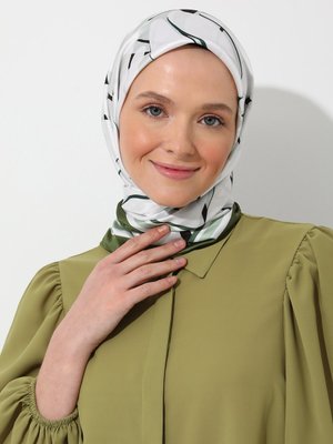 Çok Renkli Şüheda X Eşarp