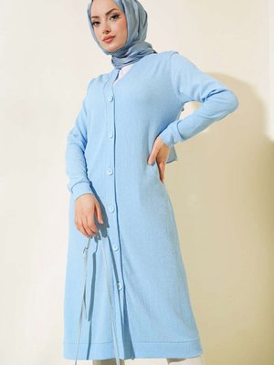 Mavi Düğmeli Uzun Hırka