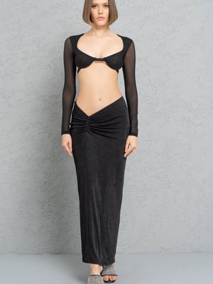 Siyah Büzgü Detaylı Uzun Etek