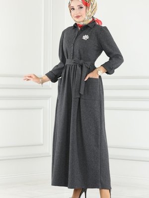 Antrasit Cep Detaylı Balıksırtı Elbise Antrasit Cep Detaylı Balıksırtı Elbise