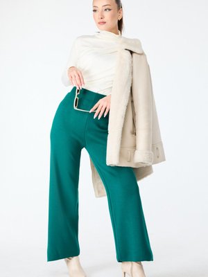 Zumrut Triko Pantolon