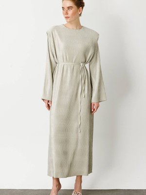 Aller Detaylı Dokulu Saten Elbise Su Yeşili