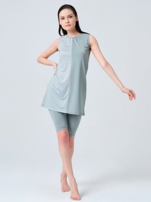 Küf Yeşili Tek Tarafı Desenli Sıfır Kol Yarı Kapalı Mayo