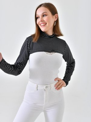 Balıkçı Yaka Boyunluklu Kolluk Siyah Beyaz Balıkçı Yaka Boyunluklu Kolluk Siyah Beyaz