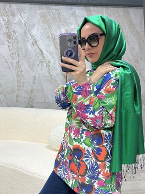 Kapüşonlu Desenli Sweatshirt Kapüşonlu Desenli Sweatshirt