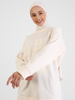 Nakış Detaylı Sweatshirt Vanilya
