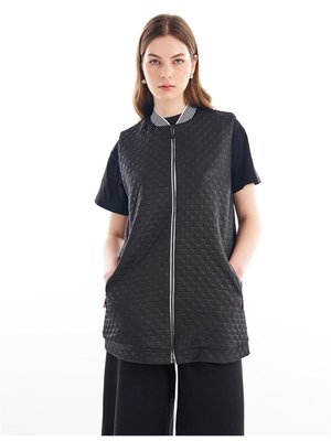Ribanalı Fermuar Kapamalı Yelek Siyah Ribanalı Fermuar Kapamalı Yelek Siyah