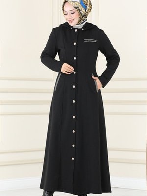 Siyah Kapüşonlu Kışlık Ferace Siyah Kapüşonlu Kışlık Ferace