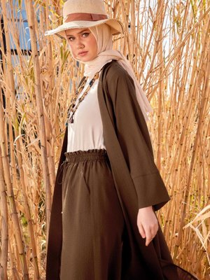 Broş Detaylı Pantolonlu Takım Broş Detaylı Pantolonlu Takım