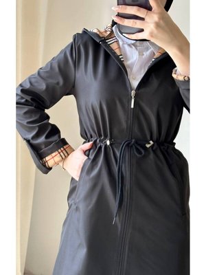 Kolu Katlamalı Trenç