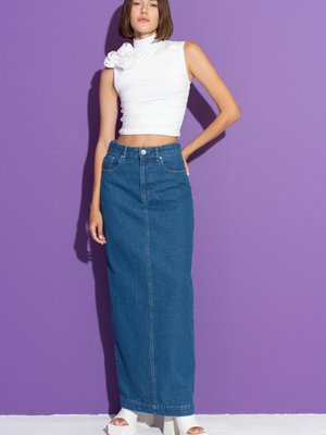 Mavi Yırtmaç Detaylı Uzun Kot Etek