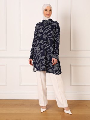 Lacivert Yaprak Desenli Viskon Gömlek Tunik