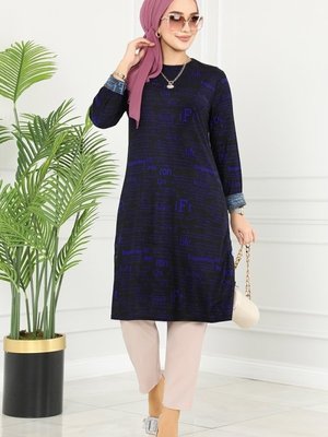 Saks & Siyah Yazı Baskılı Süet Örme Tunik Saks & Siyah Yazı Baskılı Süet Örme Tunik