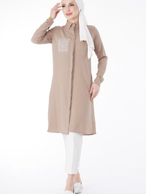 Düz Gömlek Yaka Vizon Cep Nakış Detaylı Tunik Düz Gömlek Yaka Vizon Cep Nakış Detaylı Tunik