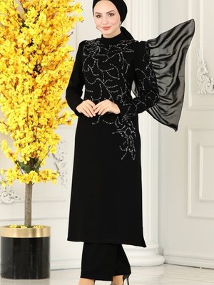 Siyah Taş Detaylı Krep Takım Siyah Taş Detaylı Krep Takım