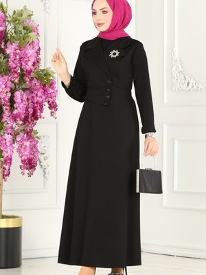 Siyah Düğme Detaylı Şık Elbise