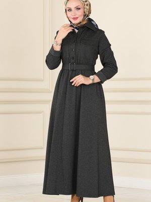 Antrasit Yarım Düğmeli Kışlık Elbise Antrasit Yarım Düğmeli Kışlık Elbise