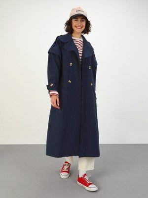 Kolları Çıkabilen Yelek Trençkot Lacivert Benin