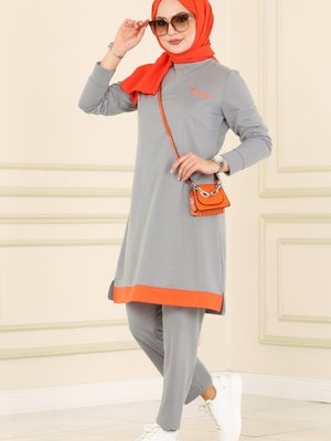 Gri Yazı Detaylı Rahat Spor Takım Gri Yazı Detaylı Rahat Spor Takım