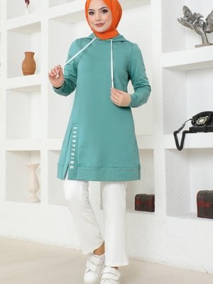 Çağla & Ekru Yandan Yırtmaçlı Spor Takım Çağla & Ekru Yandan Yırtmaçlı Spor Takım