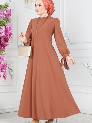 Taba Manşeti Bağcıklı Krep Elbise