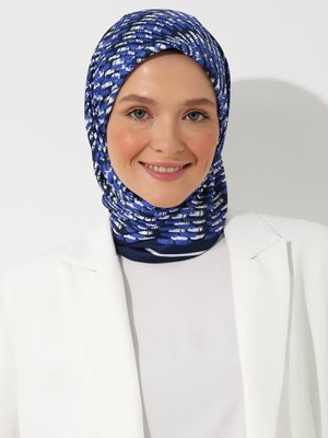 Çok Renkli Şüheda X Eşarp