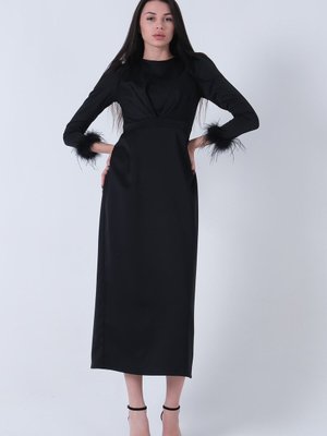 Siyah Kol Ucu Tüylü Abiye Elbise Siyah Kol Ucu Tüylü Abiye Elbise