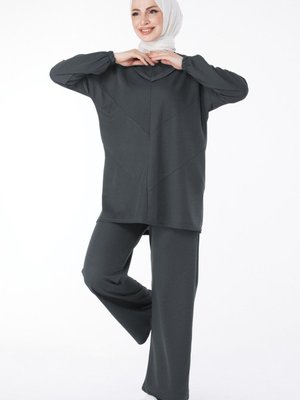 Düz Bisiklet Yaka Gri Tunik Pantolon Düz Bisiklet Yaka Gri Tunik Pantolon
