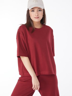 Düz Bisiklet Yaka Bordo Kısa Kollu İspanyol Paça İkili Takım