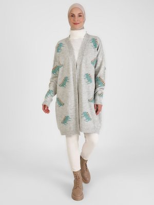 Yumuşak Ve Rahat Kalıp Triko Hırka Açık Taş Yumuşak Ve Rahat Kalıp Triko Hırka Açık Taş