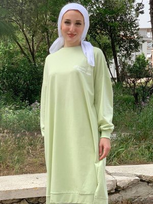 Su Yeşili Yüksek Baskılı Uzun Sweatshirt Su Yeşili Yüksek Baskılı Uzun Sweatshirt