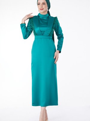 Düz Hakim Yaka Zümrüt Püskül Detaylı Abiye Elbise