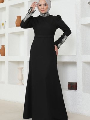 Siyah Damla Taş Detaylı Krep Elbise