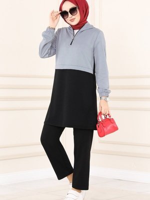 Gri & Siyah Yarım Fermuarlı Spor Takım Gri & Siyah Yarım Fermuarlı Spor Takım