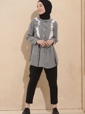 Kadın Fırfırlı Ekoseli Gömlek Beyaz Siyah