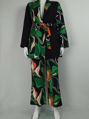 Baskılı Ceketli Takım Siyah Baskılı Ceketli Takım Siyah