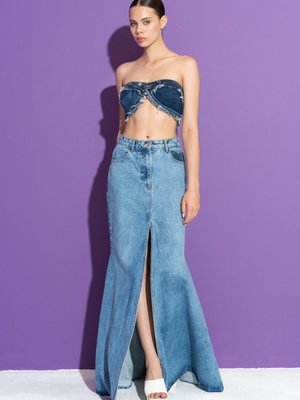 Mavi Yırtmaç Detaylı Uzun Kot Etek