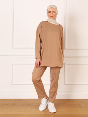 Bej Scuba Nervür Detaylı Rahat Takım