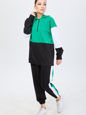 Yesıl Garnili Kapüşonlu Eşofman Takım