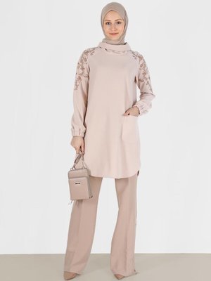 Omuzları İşleme Detaylı Manşetleri Lastikli Tunik