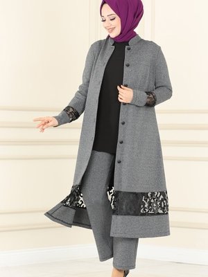 Gri Yakma Detaylı Kışlık Takım Gri Yakma Detaylı Kışlık Takım