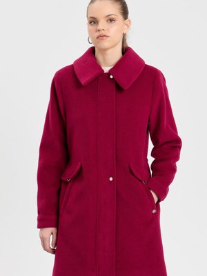 Cep Detaylı Kaşe Kaban Vişne