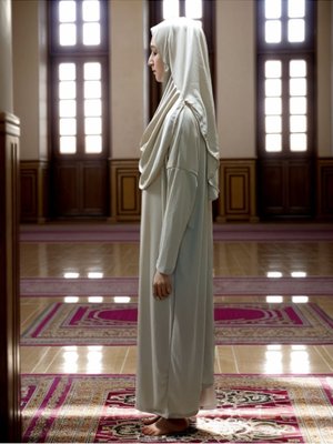 Bej Çantalı Tek Parça Namaz Elbisesi