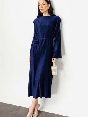 Aller Detaylı Dokulu Saten Elbise Lacivert
