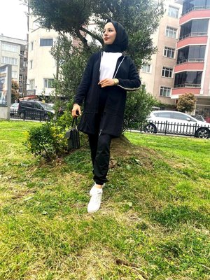 Büyük Beden Tomy Fermuarlı Kapüşonlu Eşofman Takımı Siyah Büyük Beden Tomy Fermuarlı Kapüşonlu Eşofman Takımı Siyah