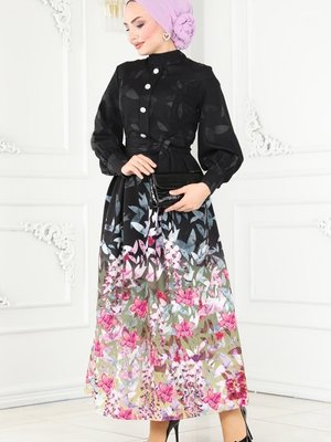 Siyah Aksesuar Düğmeli Atlas Elbise